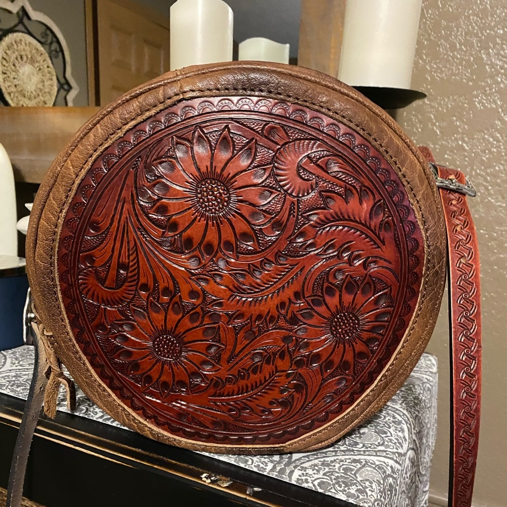 American Darling canteen style handbag